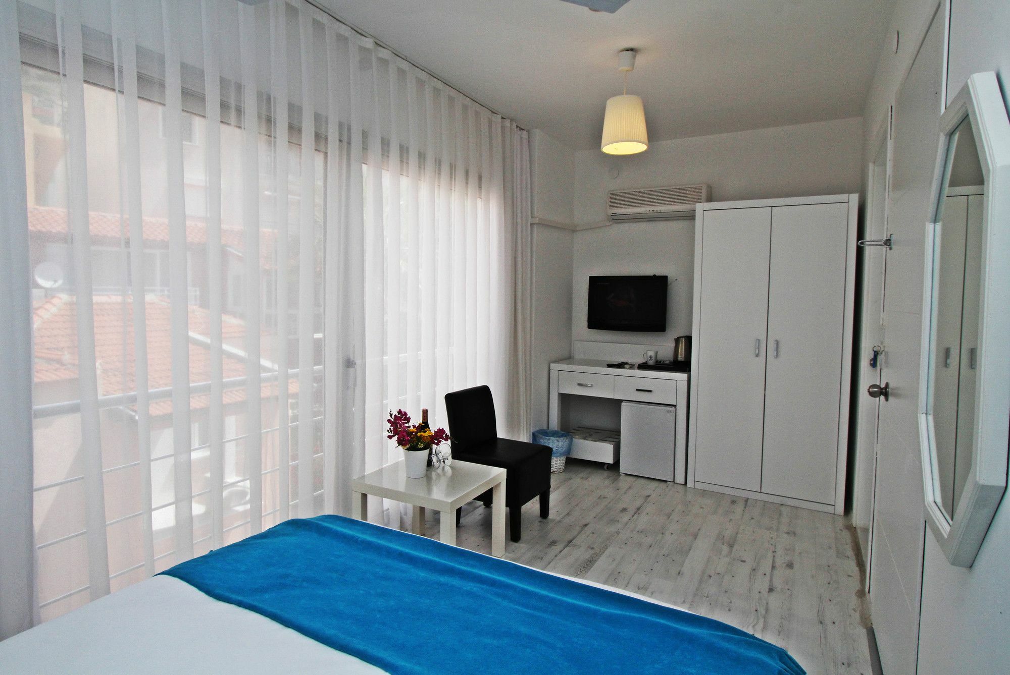 Larimar Boutique Hotel Çeşme Zewnętrze zdjęcie